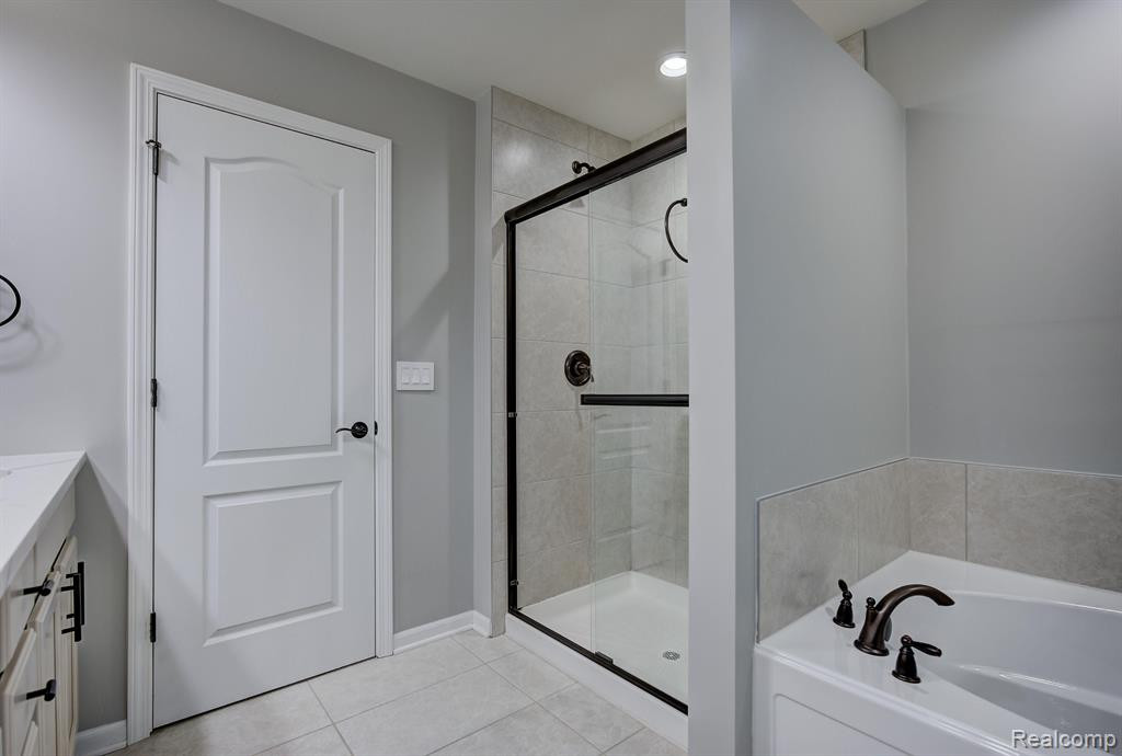 43576 Prospect Lane, 20, Novi, MI — Photo 34