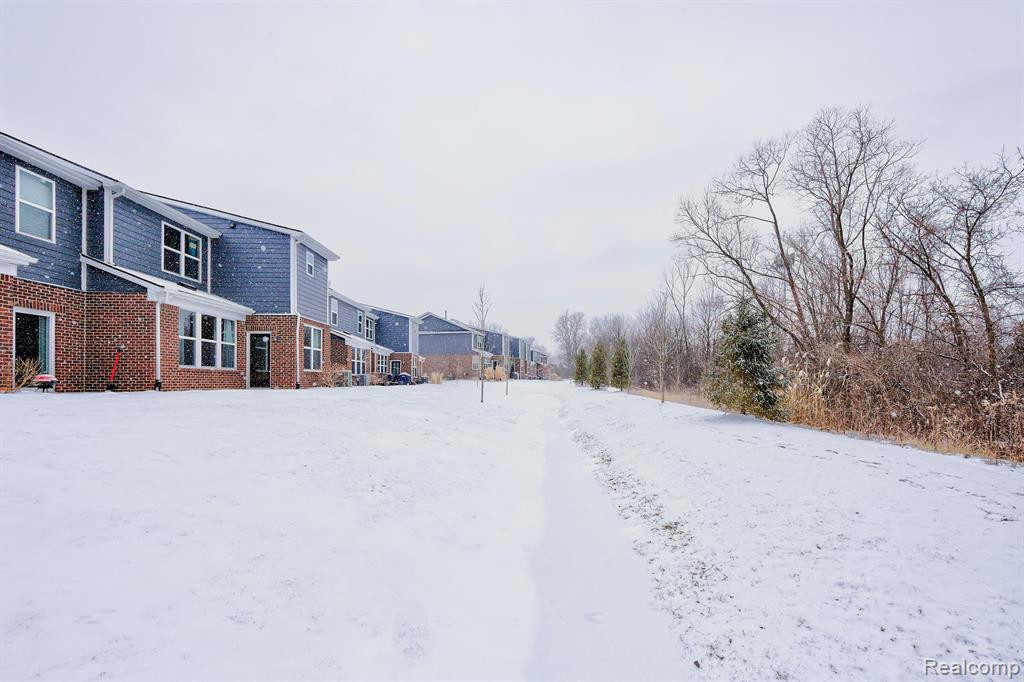 43576 Prospect Lane, 20, Novi, MI — Photo 38