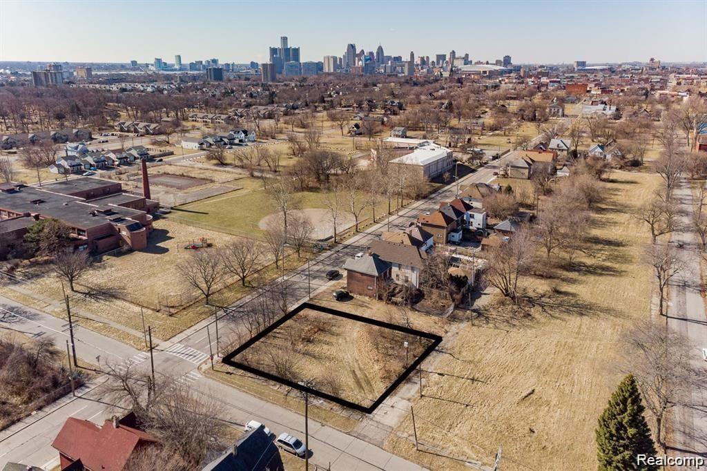 2915 ELLERY, Detroit, MI 48207