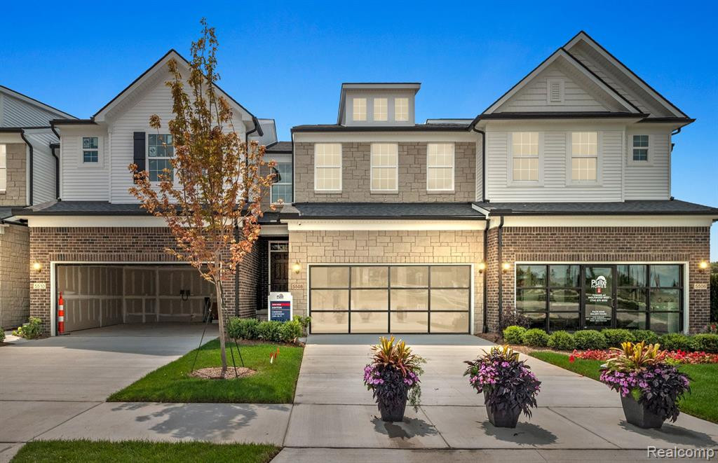 5539 E SPANIEL Drive, Ann Arbor, MI 48108 — front exterior