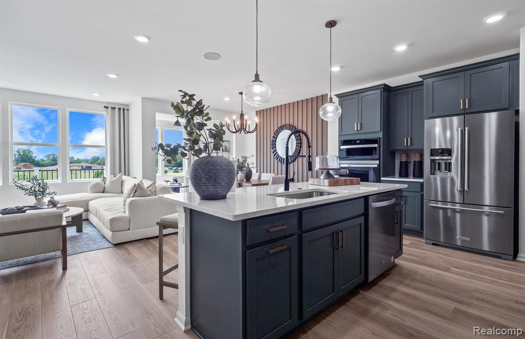 5539 E SPANIEL Drive, Ann Arbor, MI 48108 — Photo 8