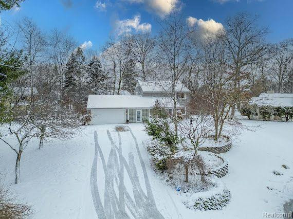5123 CHESTERSHIRE Drive, West Bloomfield, MI — Photo 2