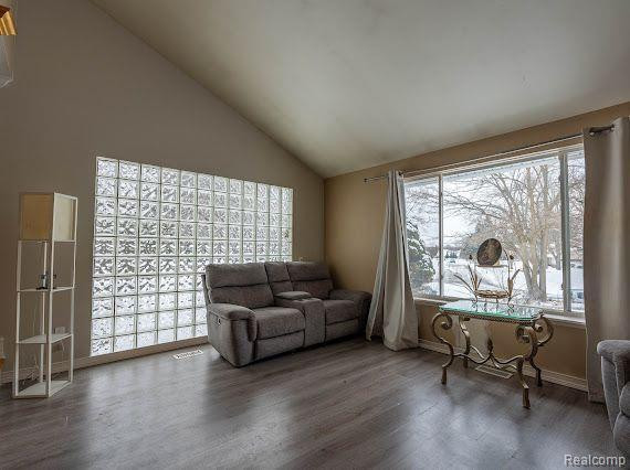 5123 CHESTERSHIRE Drive, West Bloomfield, MI — Photo 13