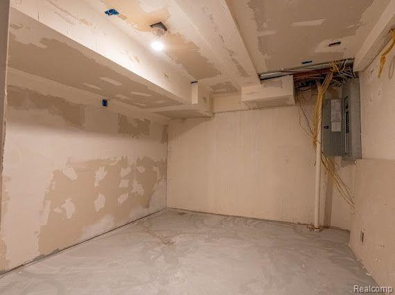 5123 CHESTERSHIRE Drive, West Bloomfield, MI — Photo 28
