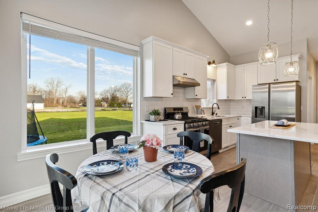 48035 WILLIS Road, Belleville, MI 48111 — Photo 14