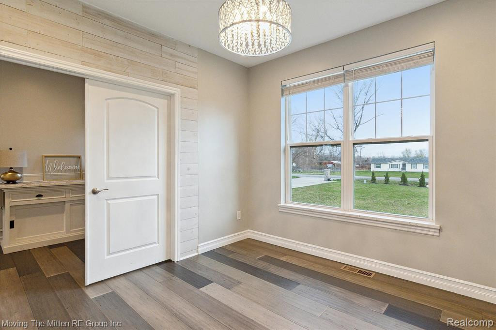 48035 WILLIS Road, Belleville, MI 48111 — Photo 17
