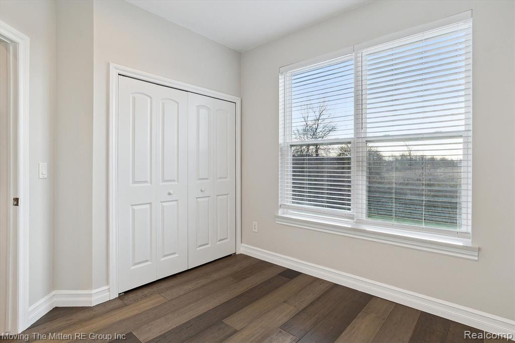 48035 WILLIS Road, Belleville, MI 48111 — Photo 27