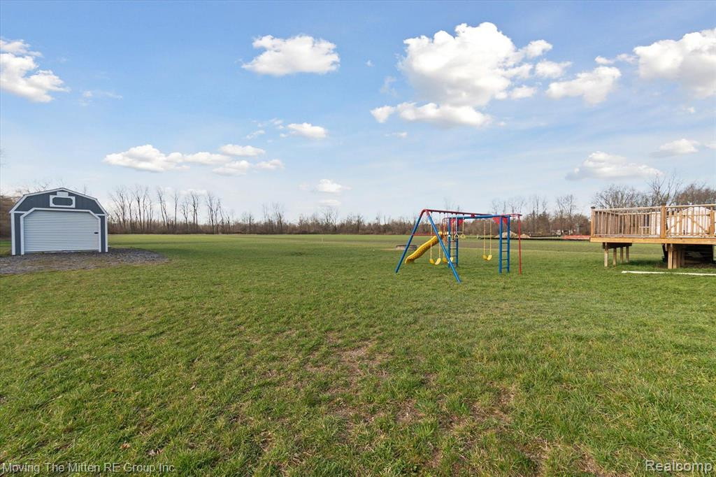 48035 WILLIS Road, Belleville, MI 48111 — Photo 39