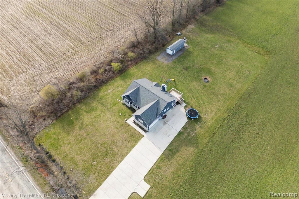 48035 WILLIS Road, Belleville, MI 48111 — Photo 44