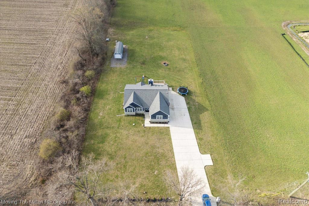 48035 WILLIS Road, Belleville, MI 48111 — Photo 45