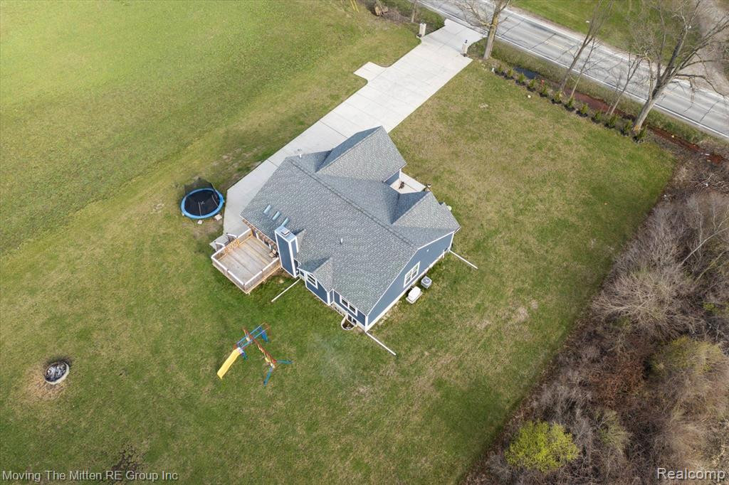 48035 WILLIS Road, Belleville, MI 48111 — Photo 47