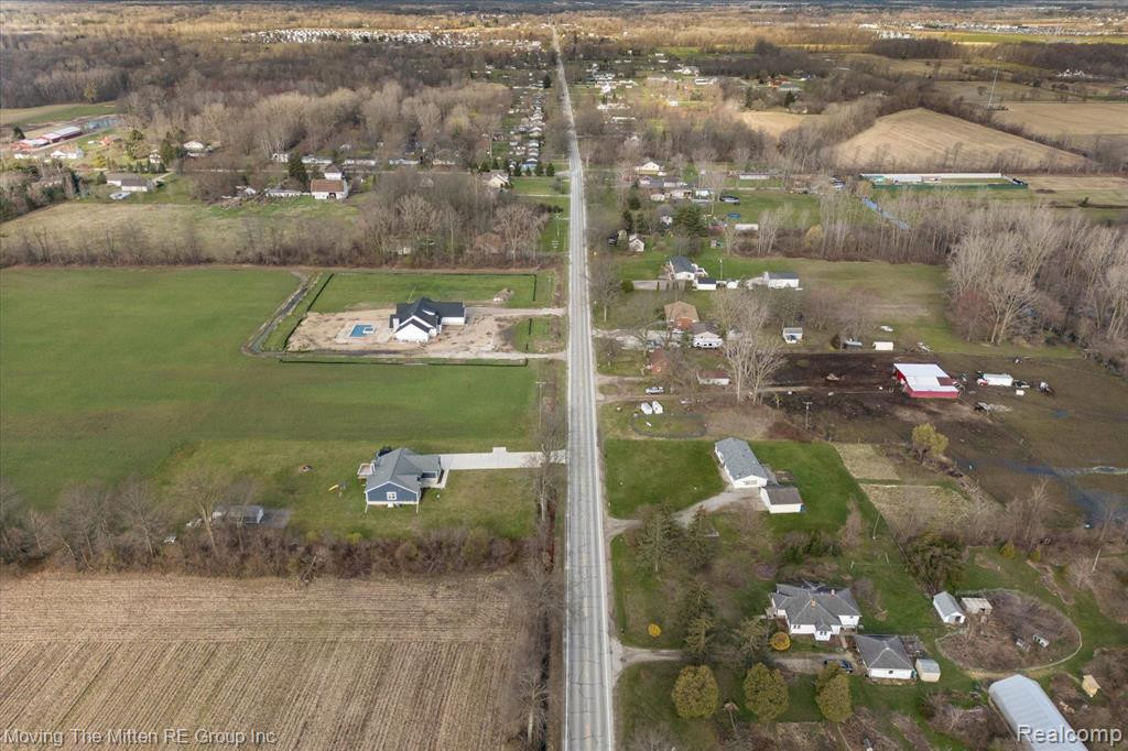 48035 WILLIS Road, Belleville, MI 48111 — Photo 52