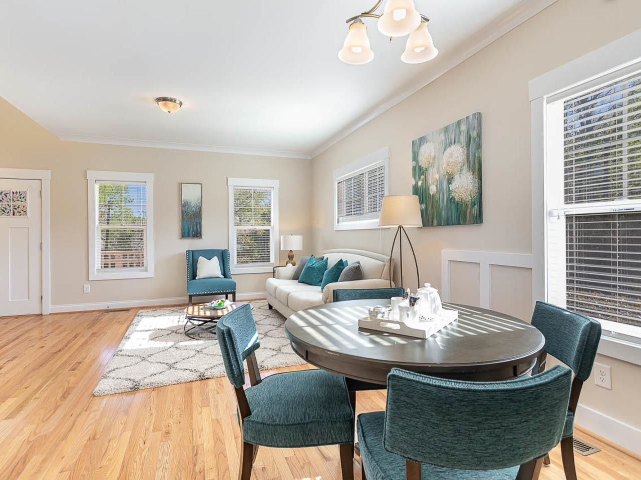 906 Scout Drive photo 5