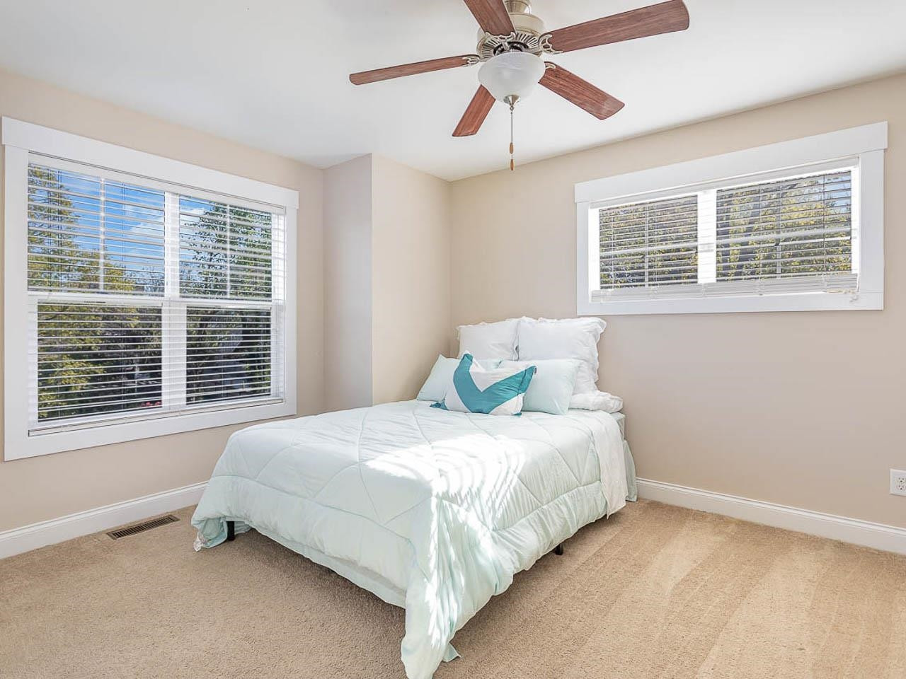 906 Scout Drive photo 17