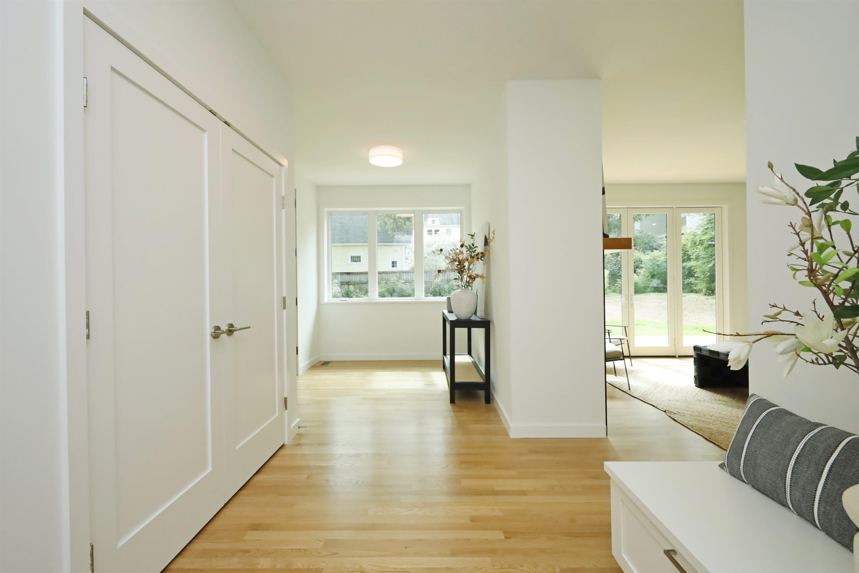 104 Isaac Lane photo 6