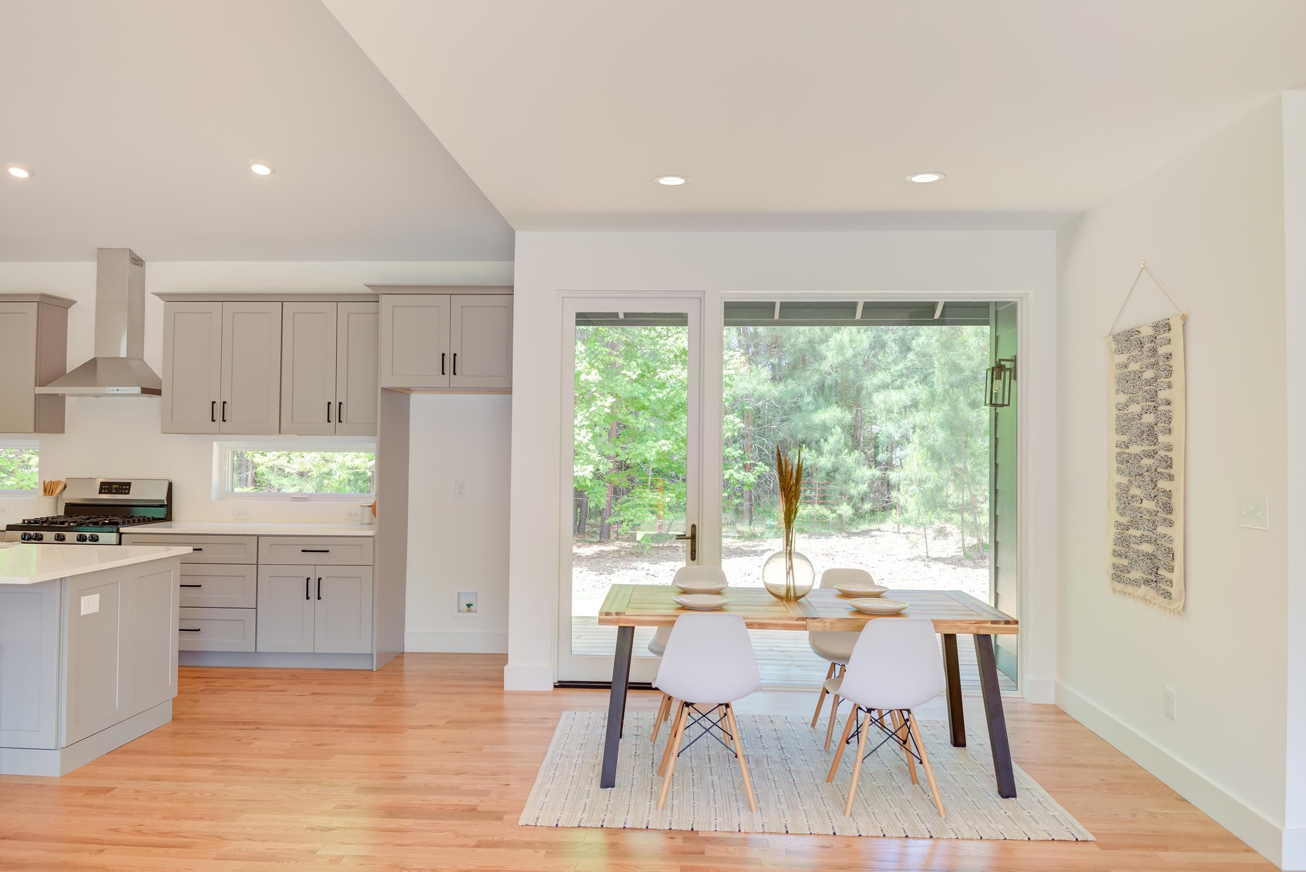 170 Daphine Drive photo 5