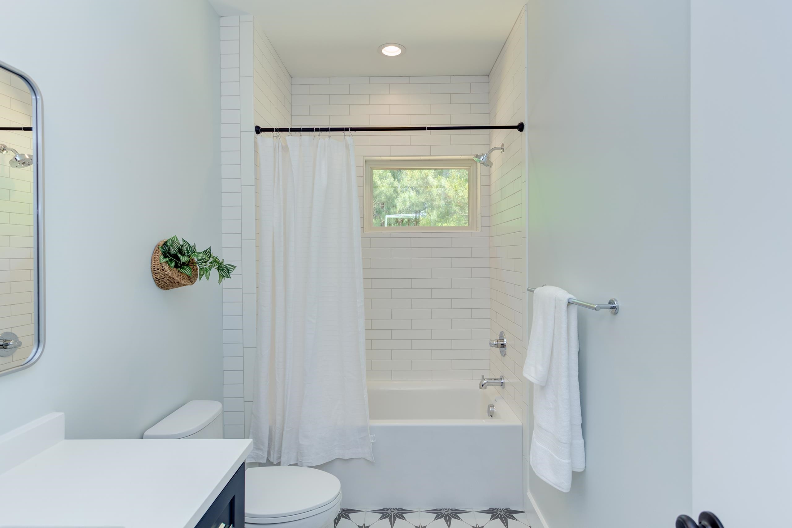 170 Daphine Drive photo 18