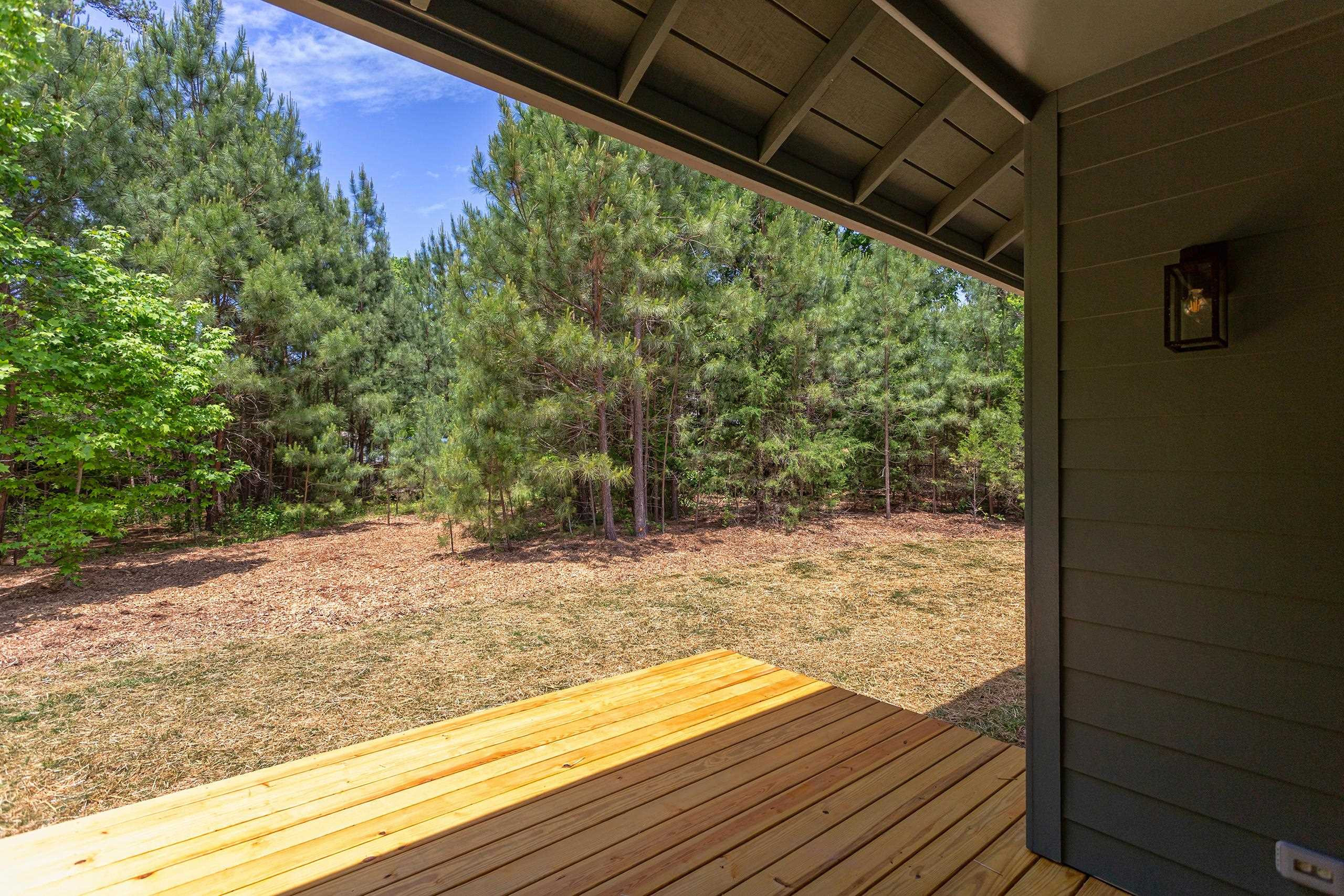 170 Daphine Drive photo 32