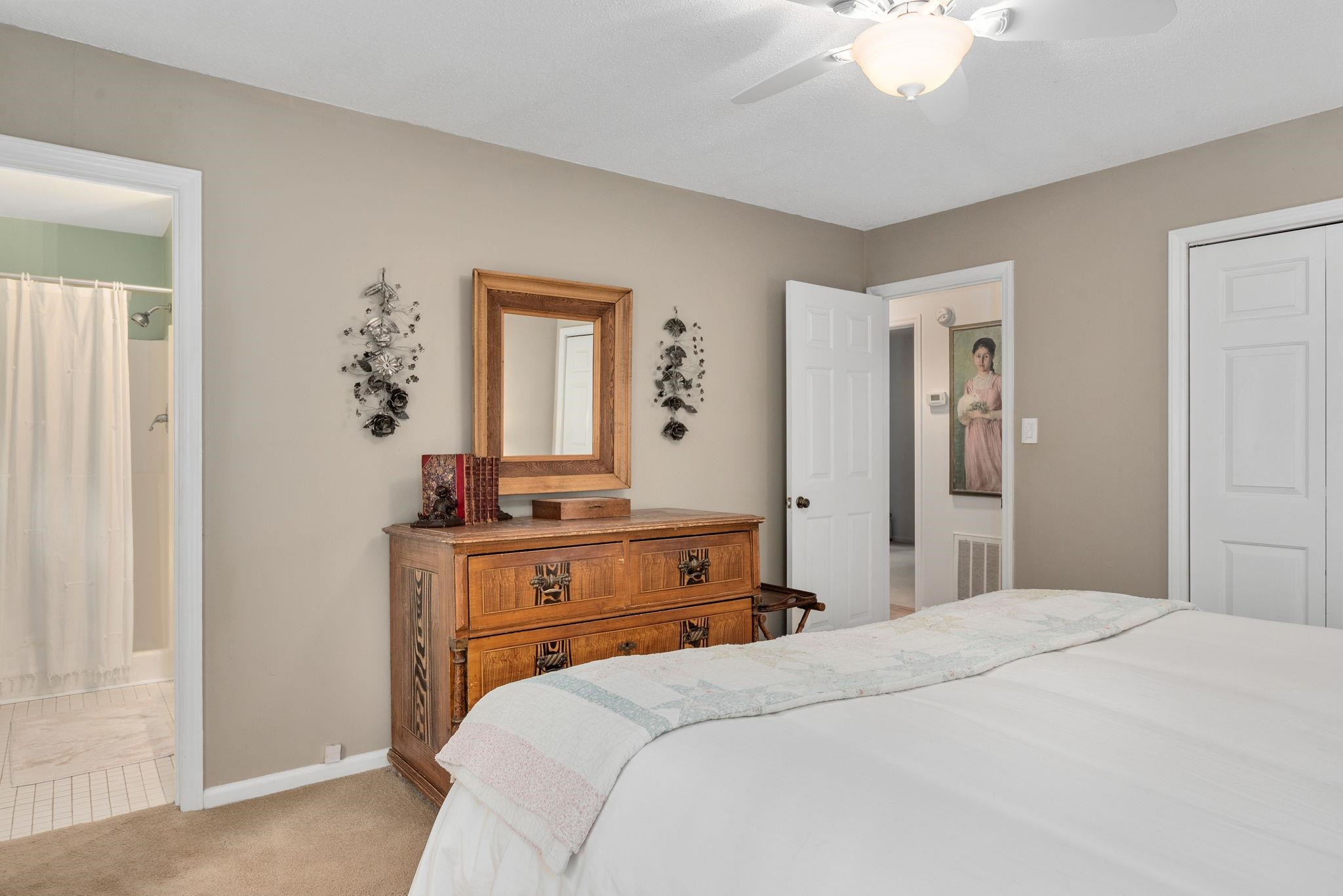 9022 Dodsons Crossroads photo 15