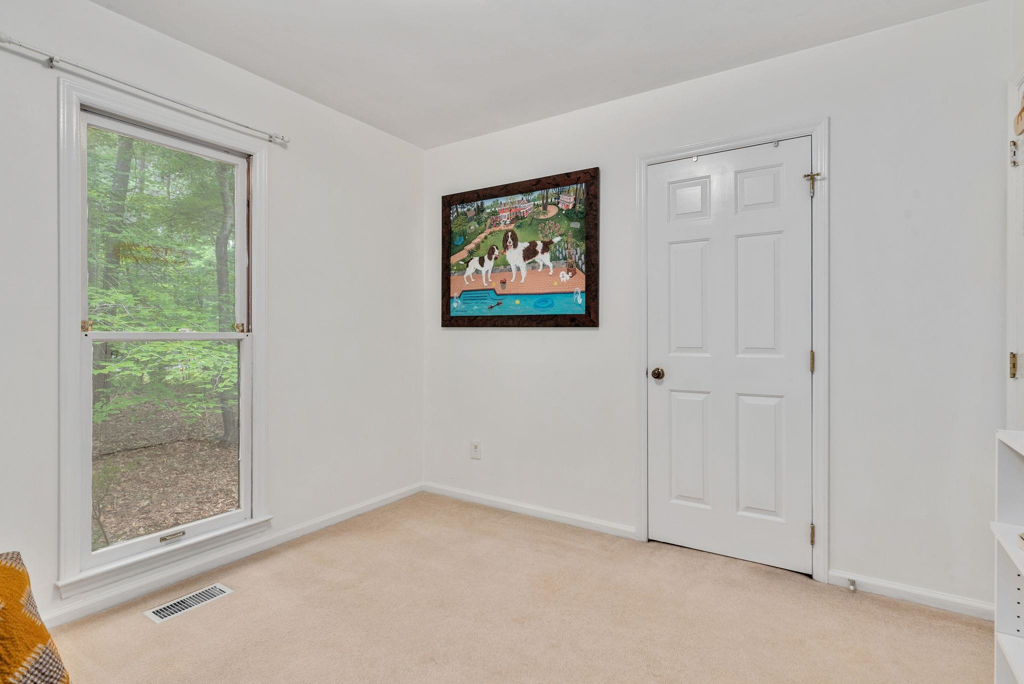 9022 Dodsons Crossroads photo 19