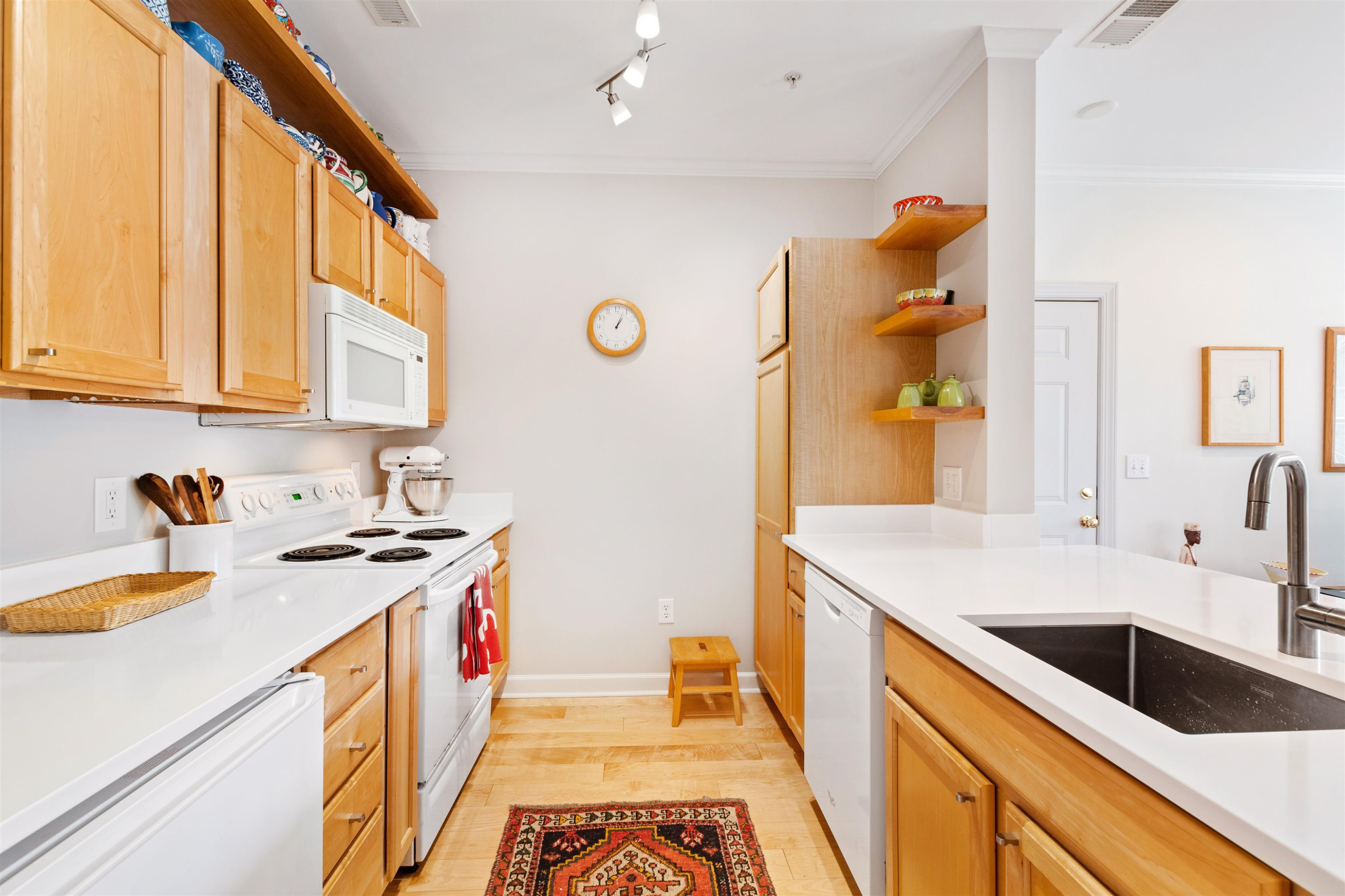 522 Aberdeen Drive #103 photo 5