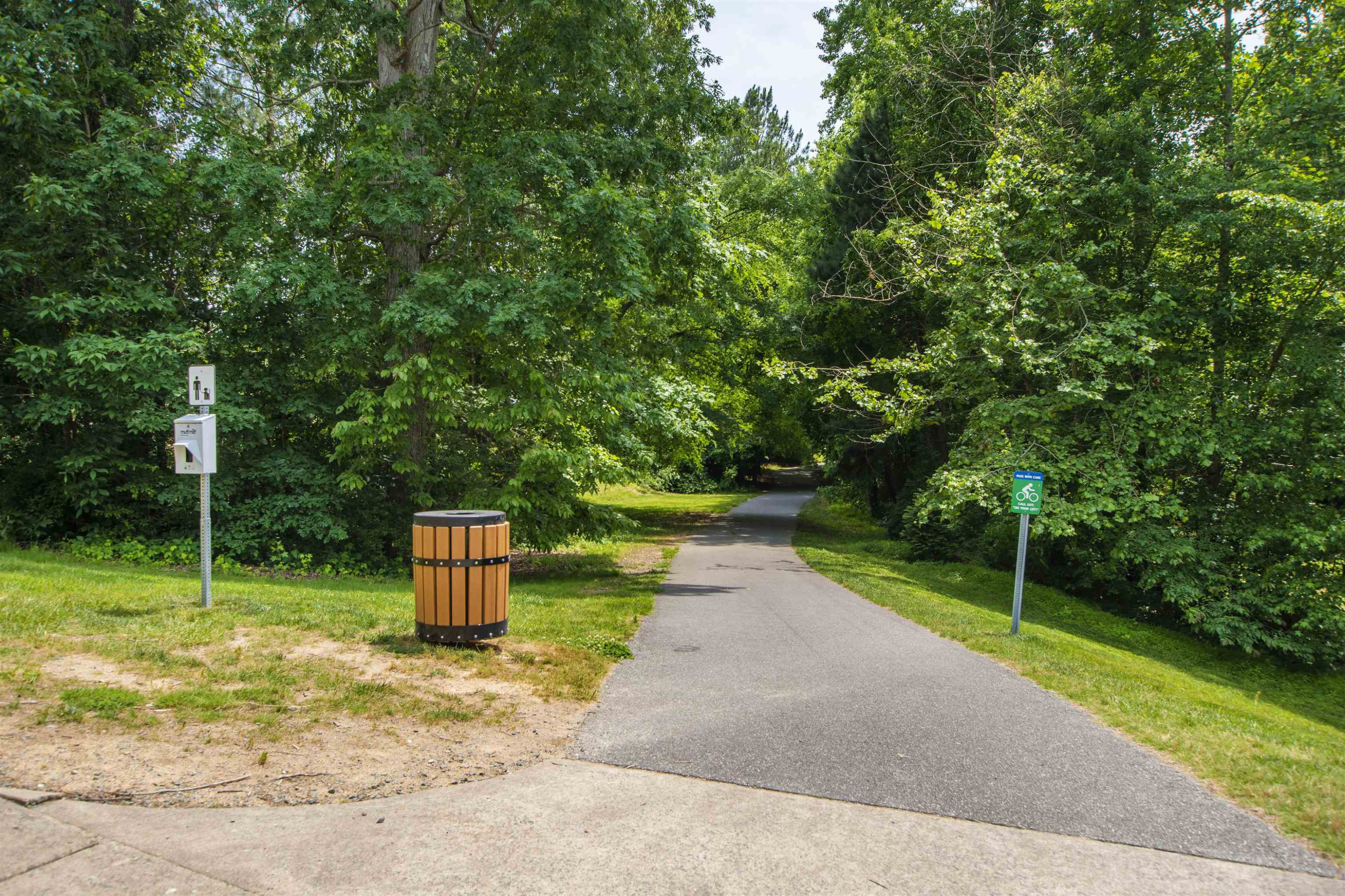 522 Aberdeen Drive #103 photo 30