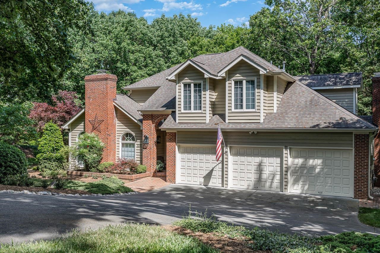 105 Muir Lane photo 8