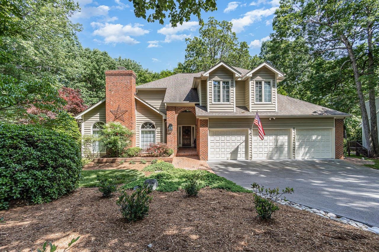 105 Muir Lane photo 13