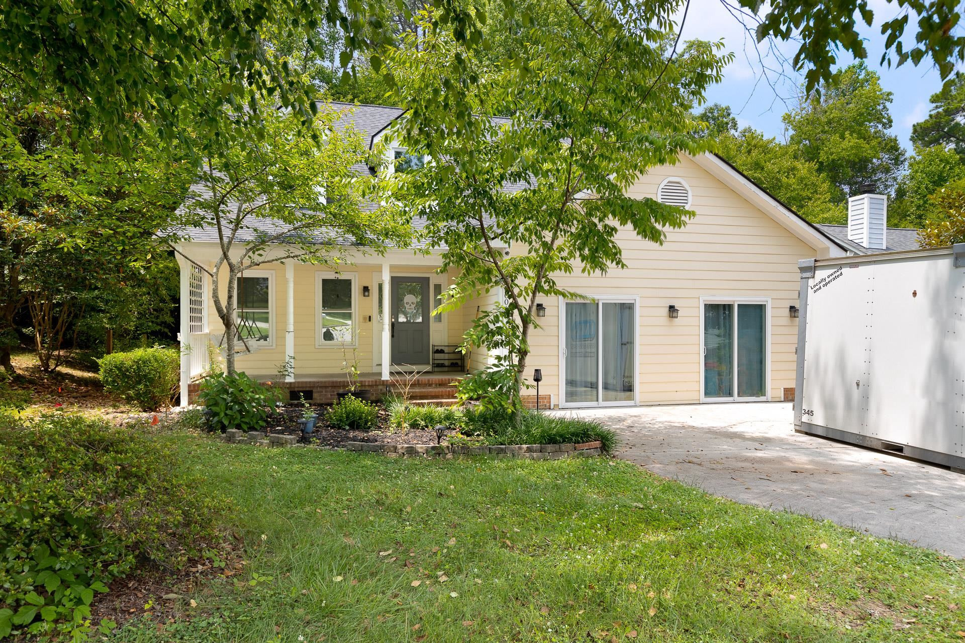 5006 Greenview Drive