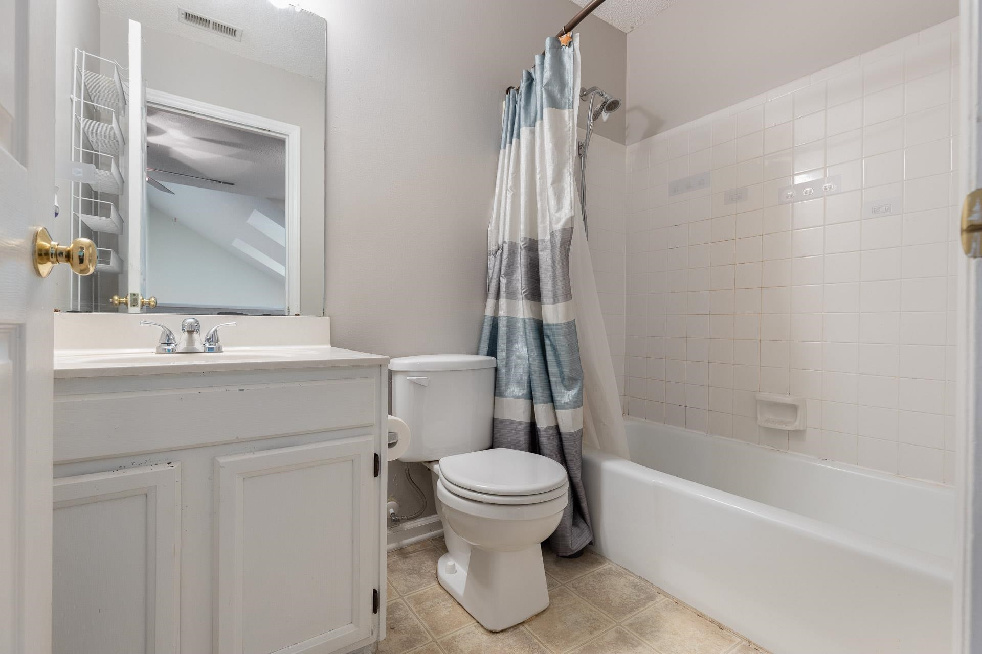 5006 Greenview Drive photo 25