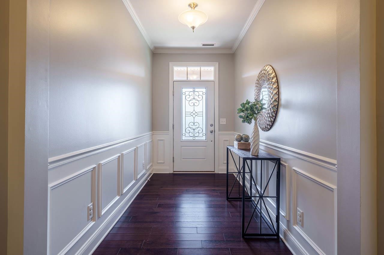 152 Victorian Oaks Drive photo 2