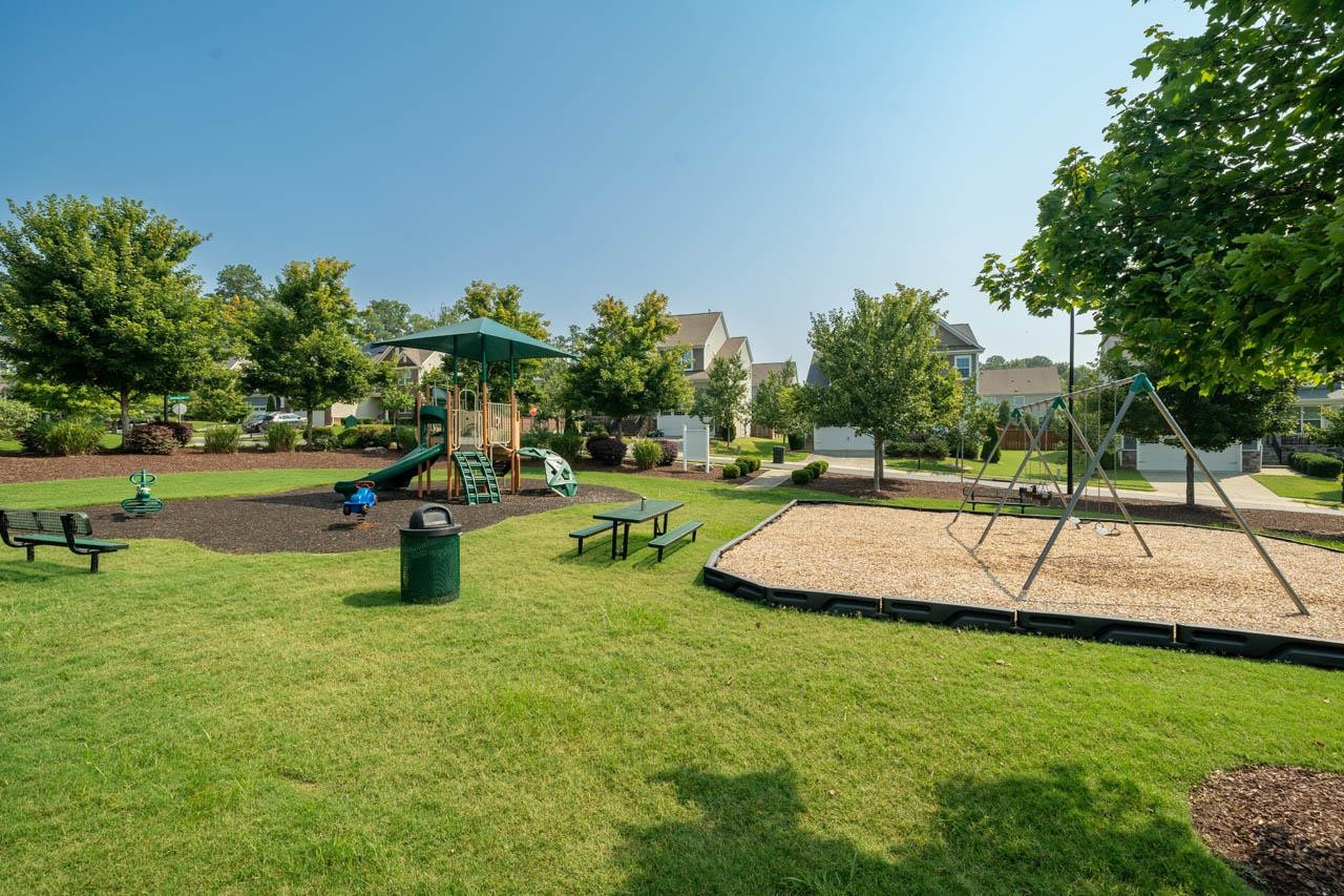 152 Victorian Oaks Drive photo 28