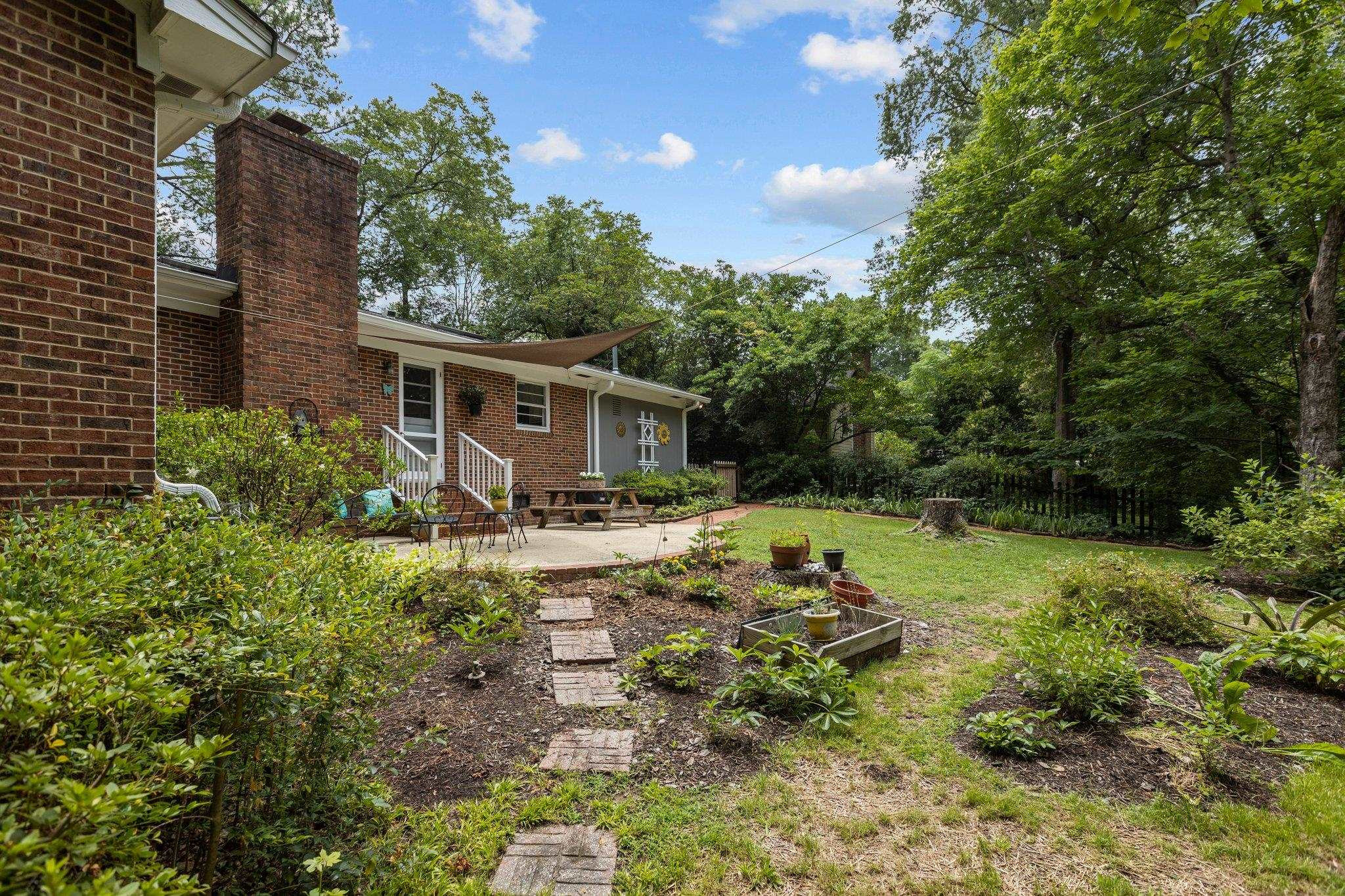 1608 Kent Street photo 32