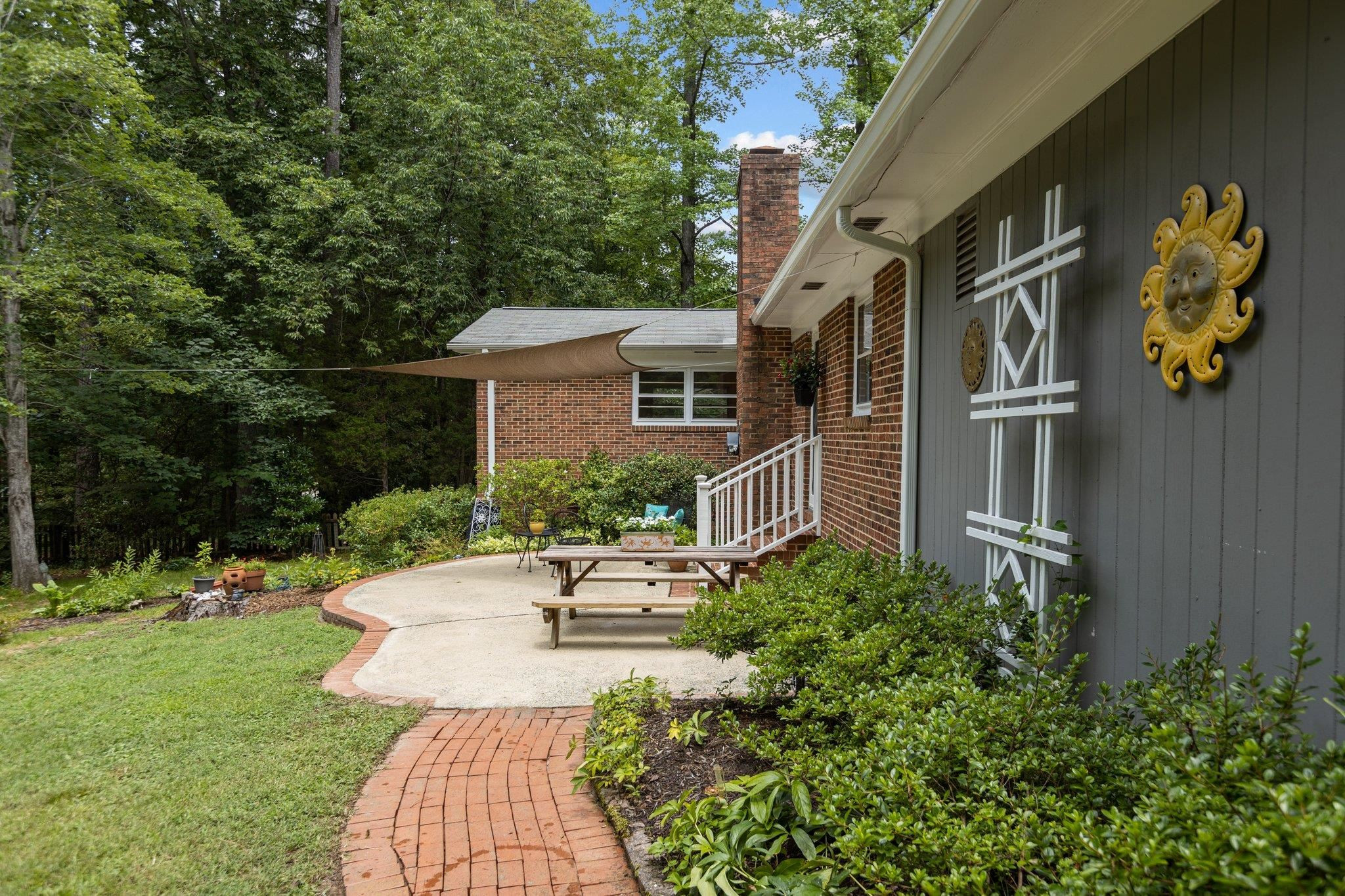 1608 Kent Street photo 35