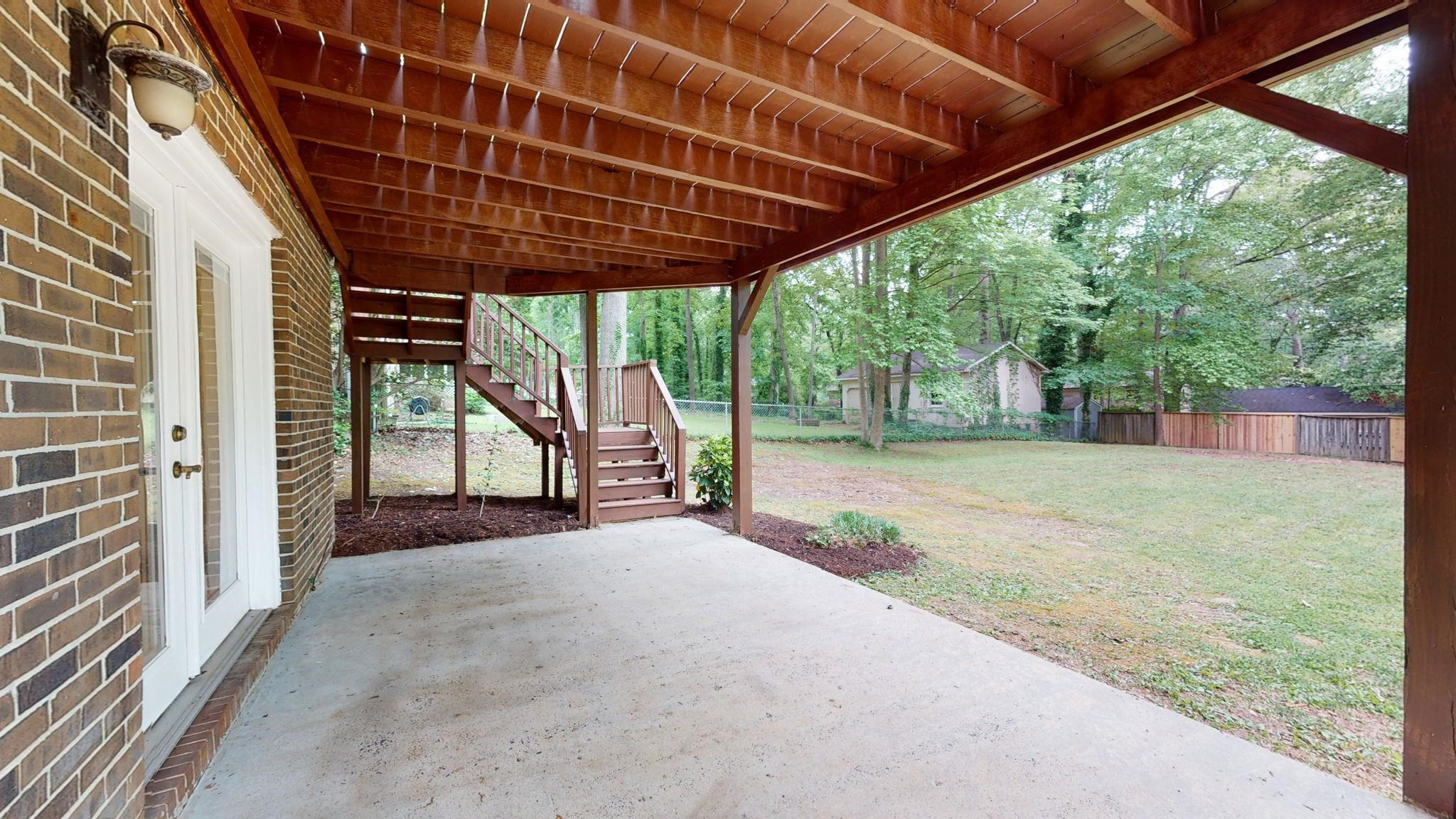 5425 N Highland Drive photo 10