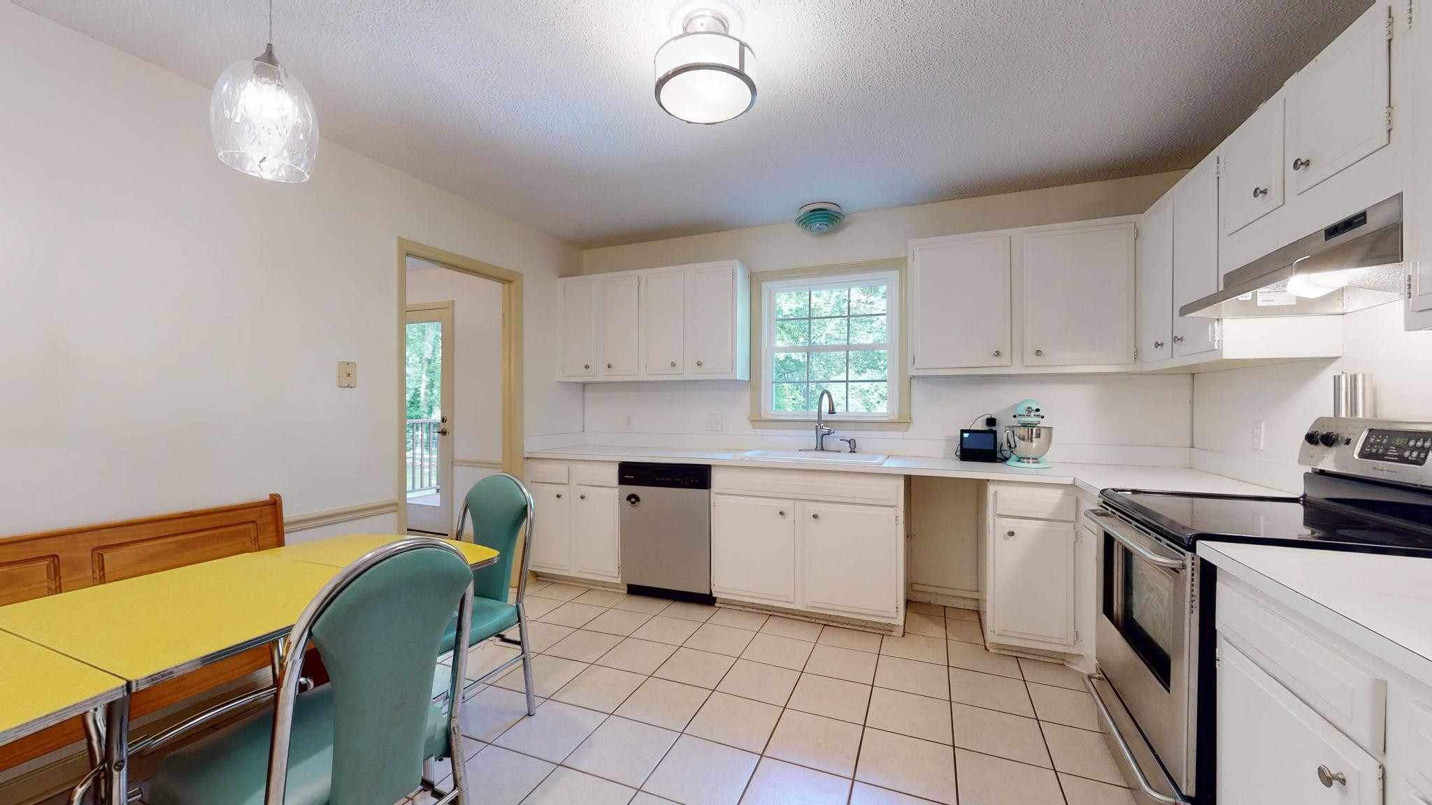 5425 N Highland Drive photo 13