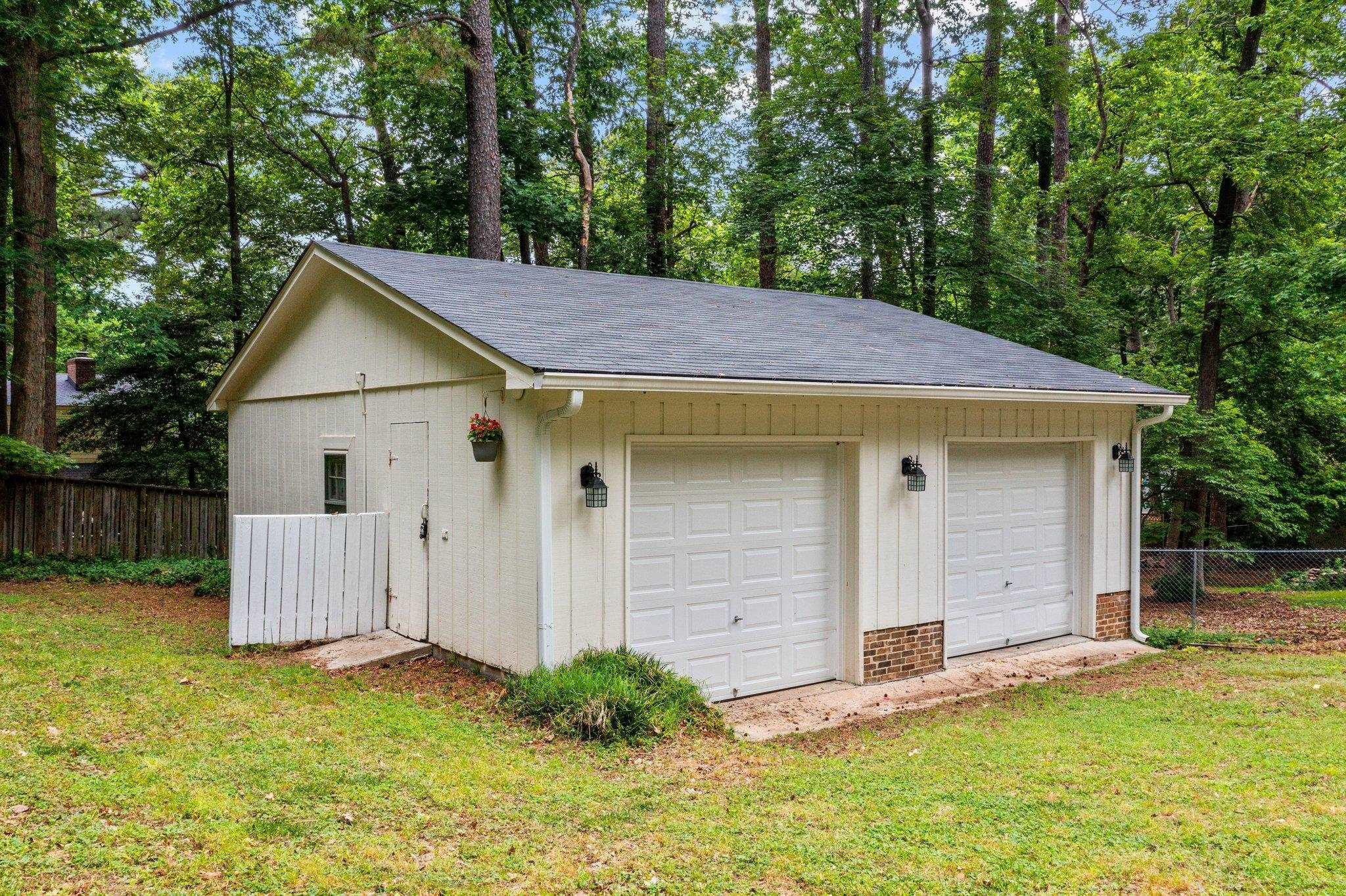 5425 N Highland Drive photo 16