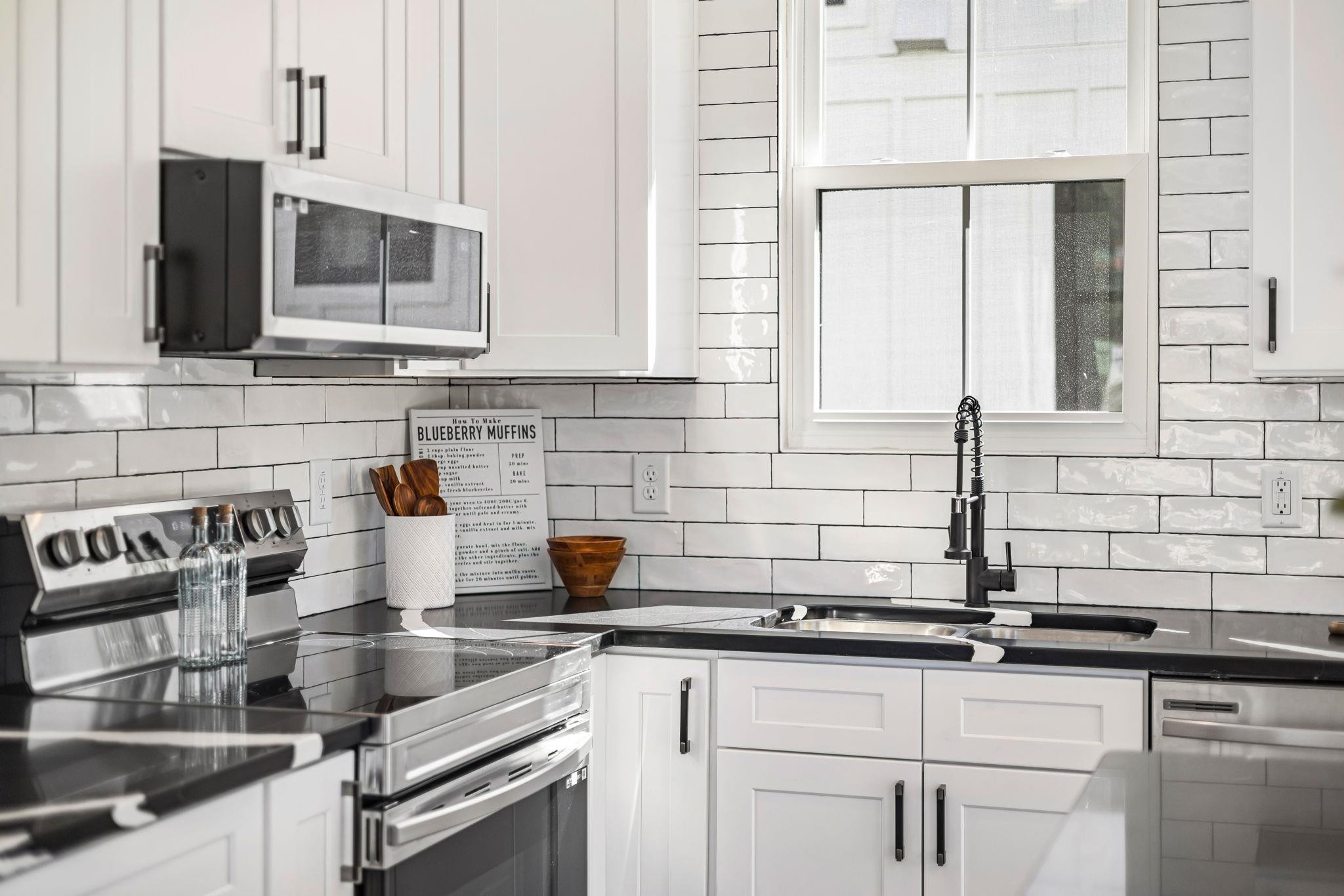 3100 Bryant Street photo 7