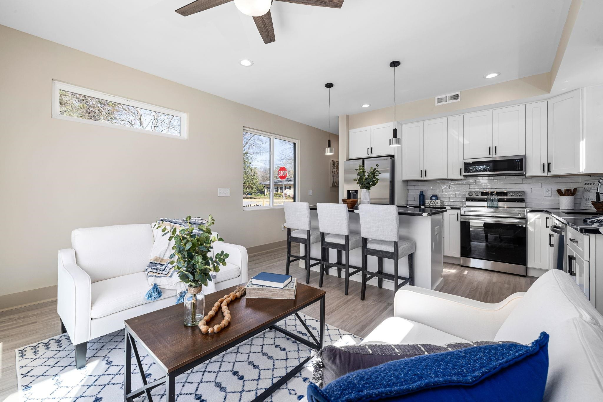 3100 Bryant Street photo 11