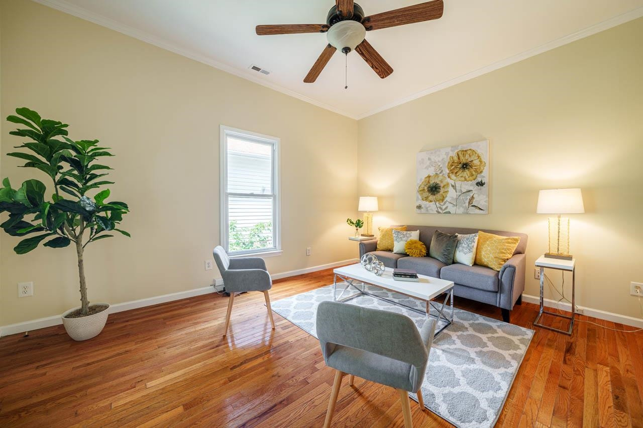 1012 Onslow Street photo 10