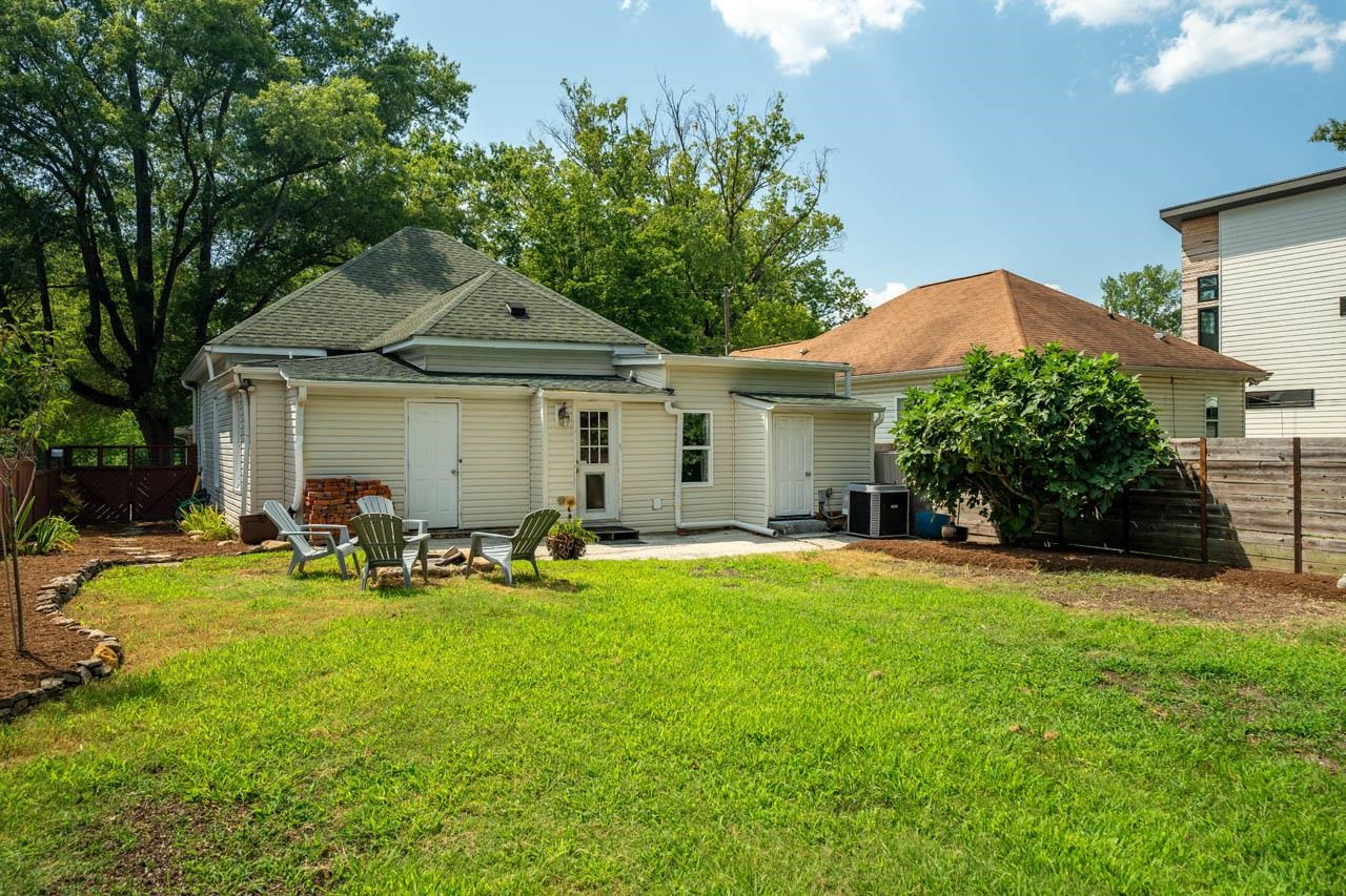 1012 Onslow Street photo 25