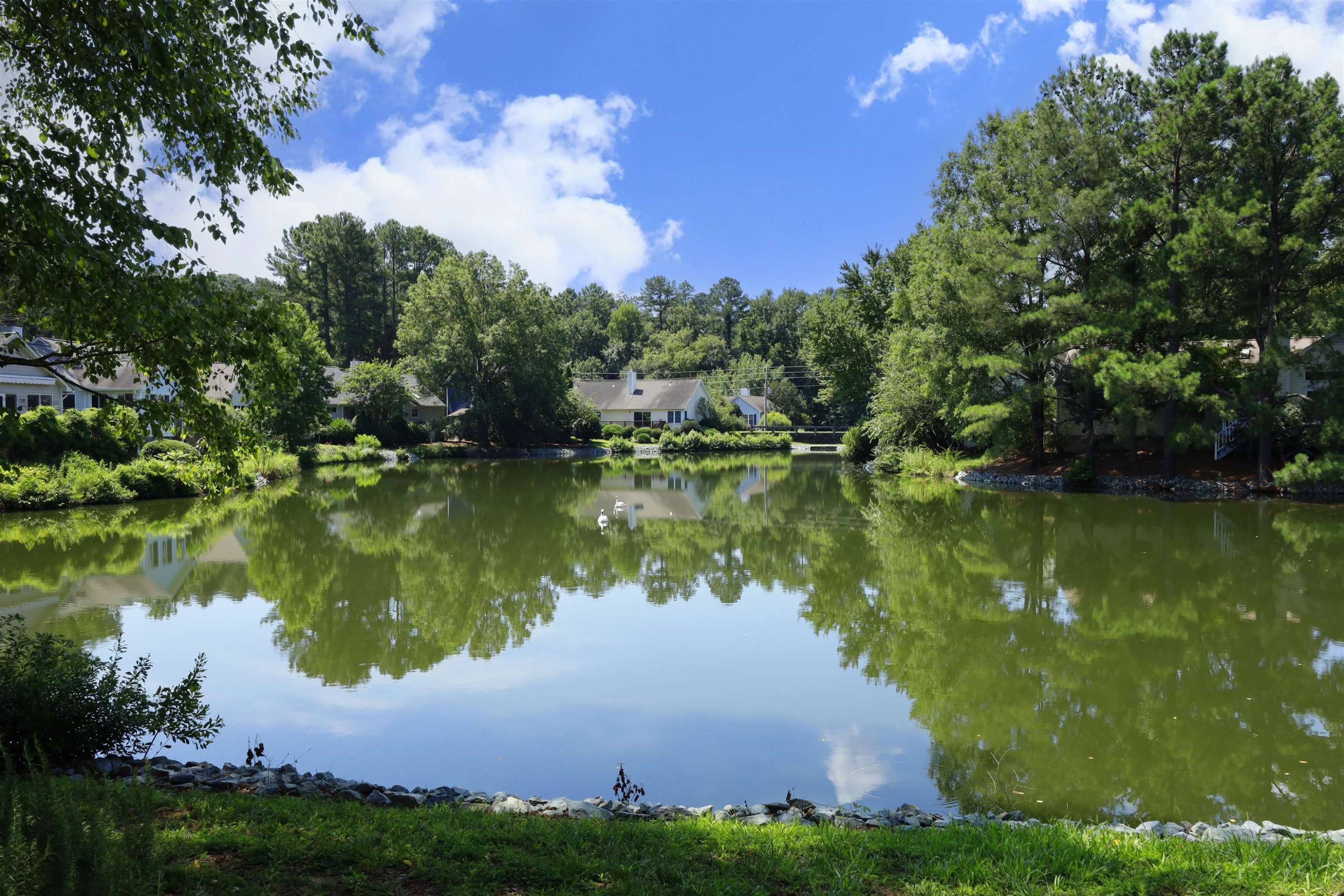 130 Weatherhill Pointe photo 3