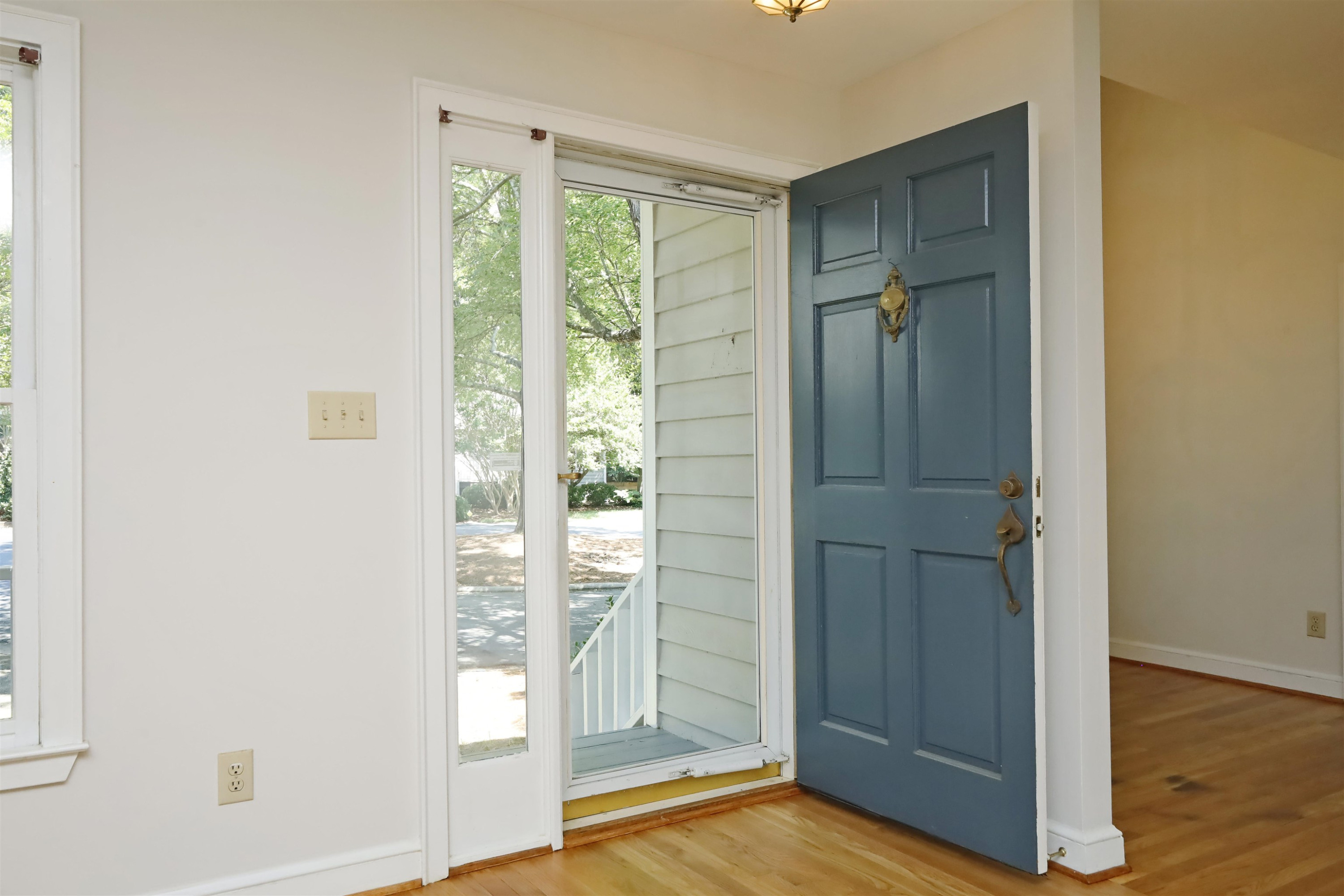 130 Weatherhill Pointe photo 4