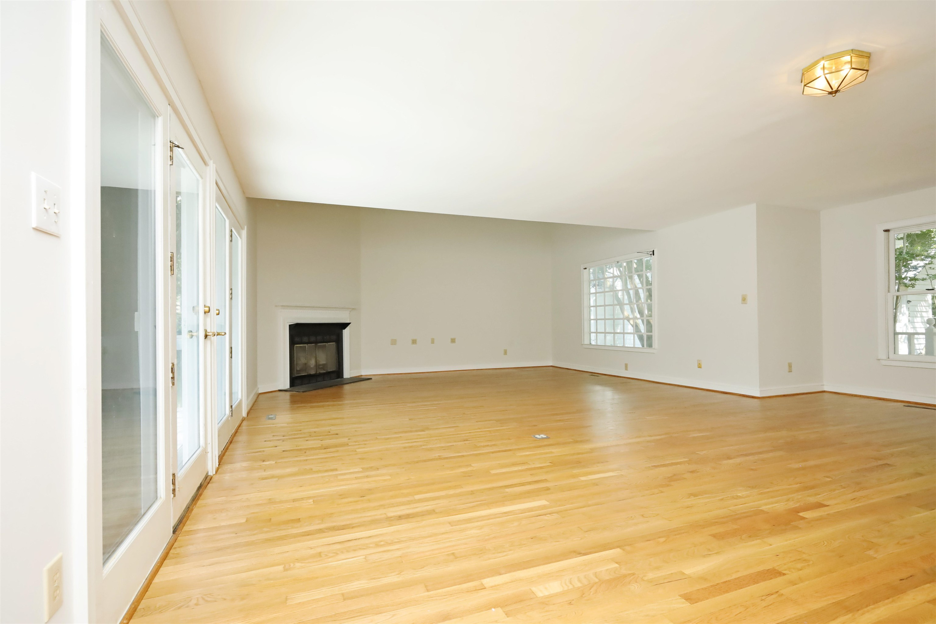 130 Weatherhill Pointe photo 6