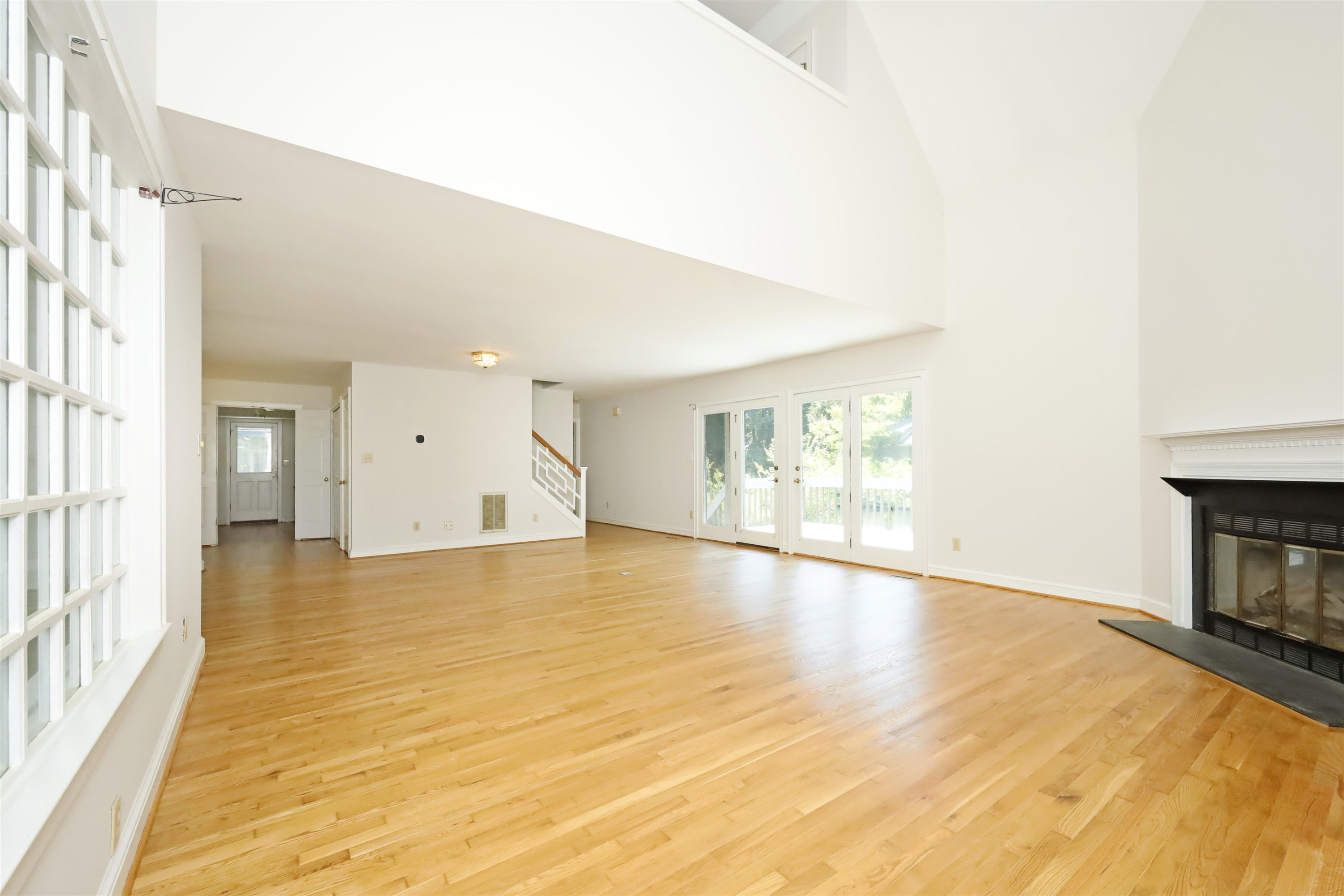 130 Weatherhill Pointe photo 7