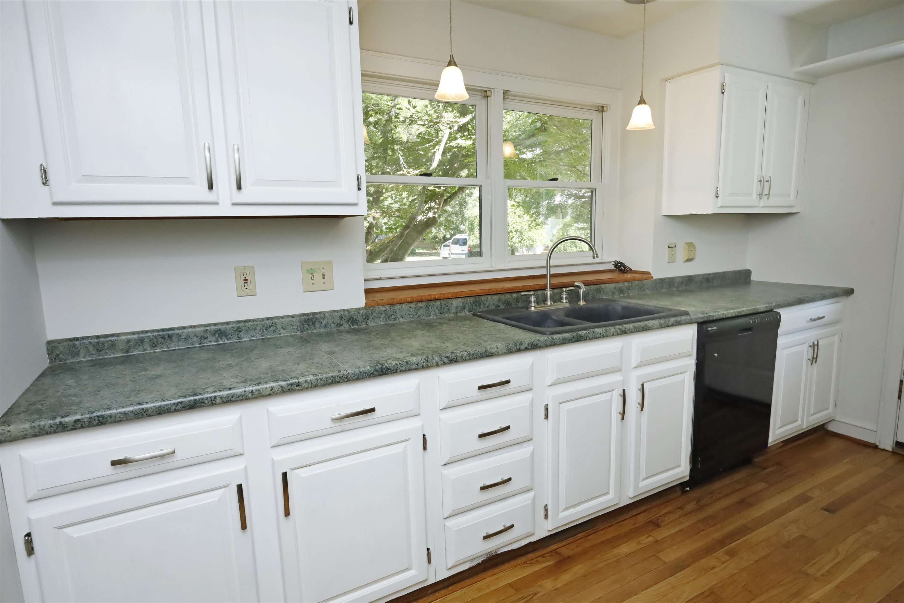 130 Weatherhill Pointe photo 12