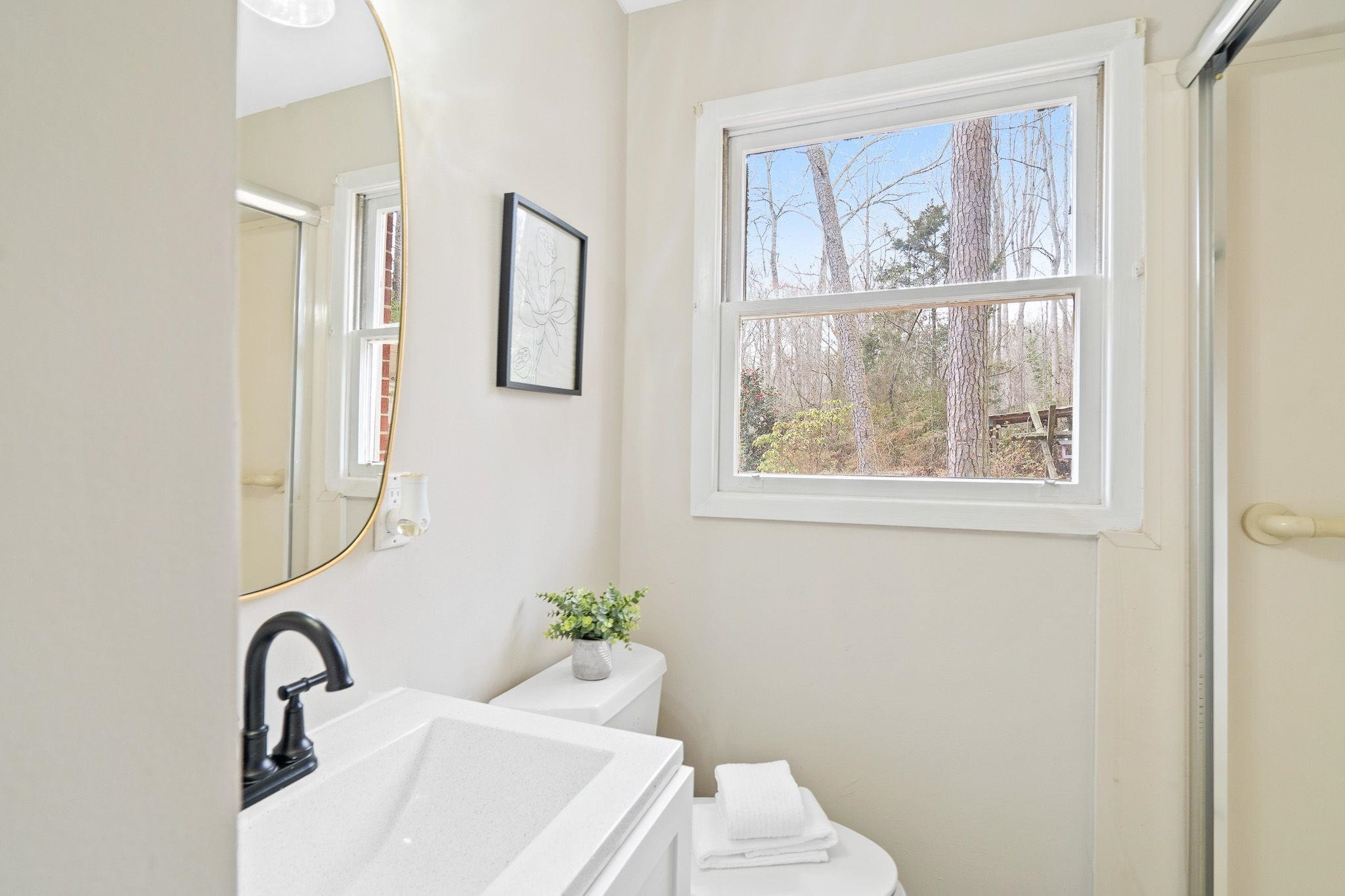 925 N Dogwood Avenue photo 17