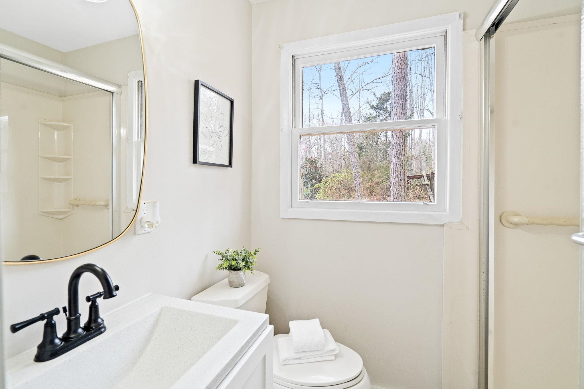 925 N Dogwood Avenue photo 18