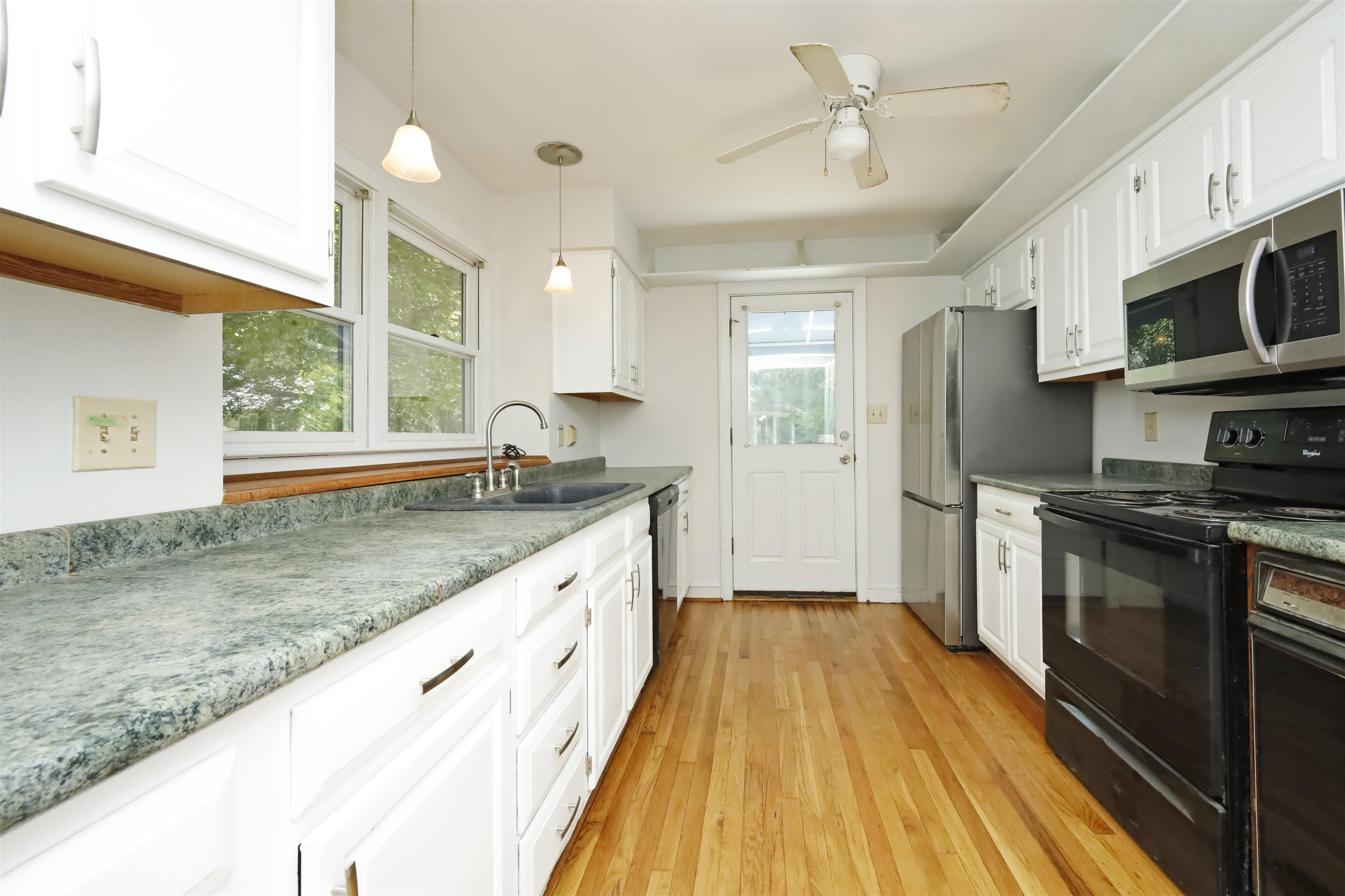 130 Weatherhill Pointe photo 13