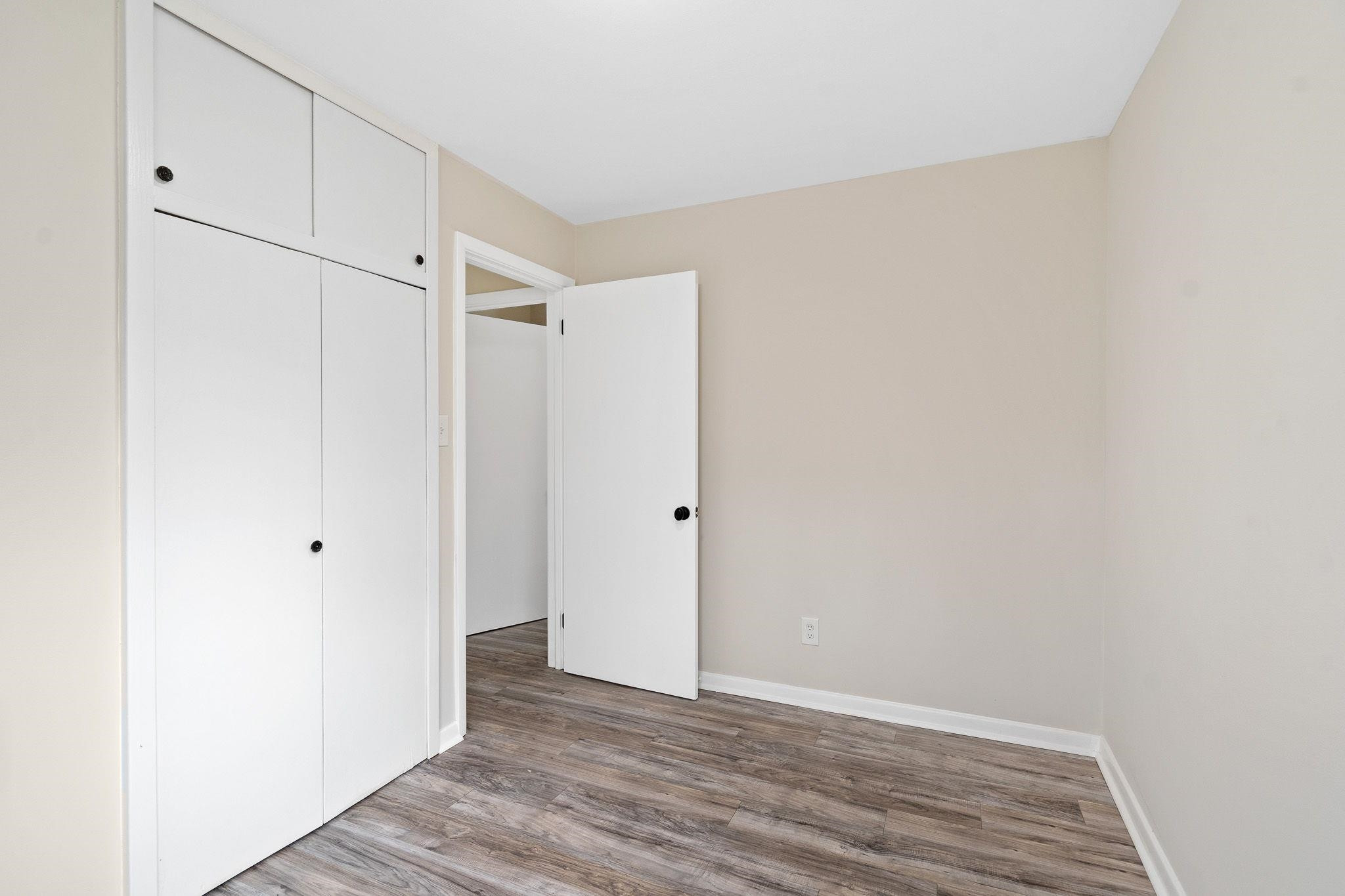 925 N Dogwood Avenue photo 20